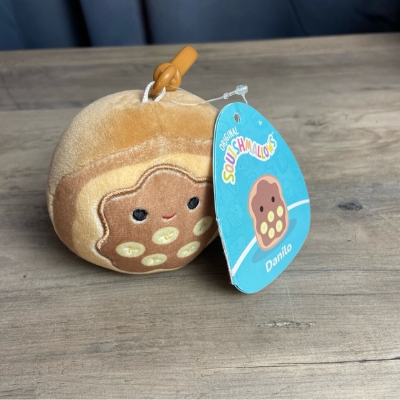 Danilo 3 inch Banana Peanut Butter Toast Squishmallow Clip On. - Picture 1 of 7